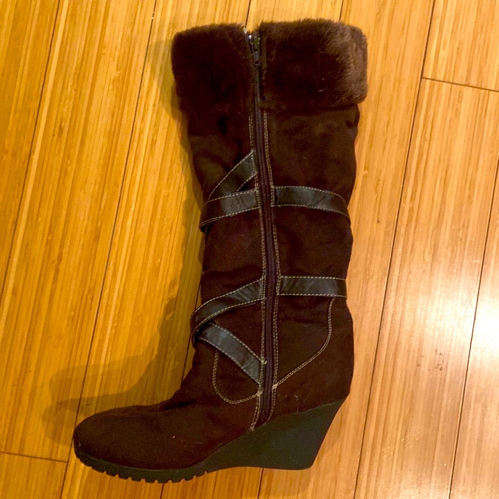Canyon River Blues boots size 9.5, good condition